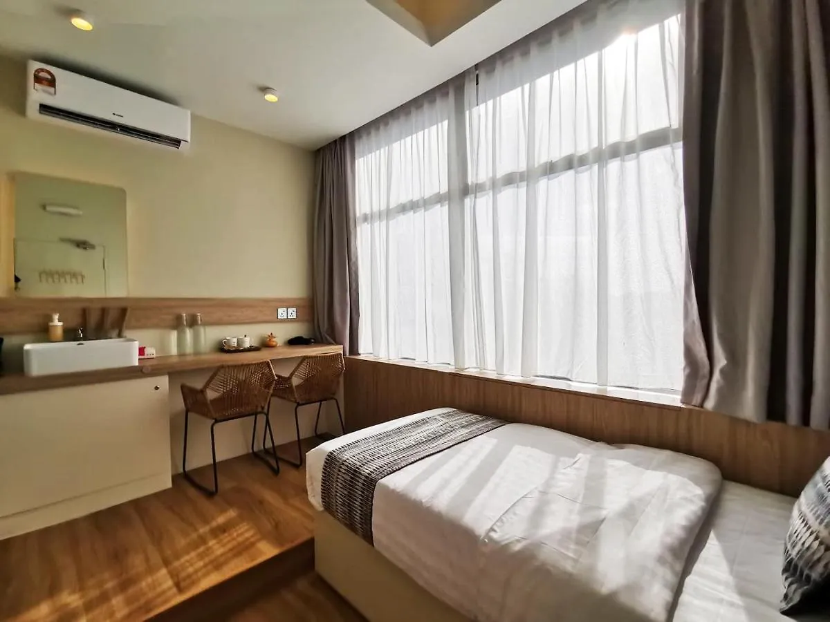 Oikos Poshtel Hostel Kota Kinabalu